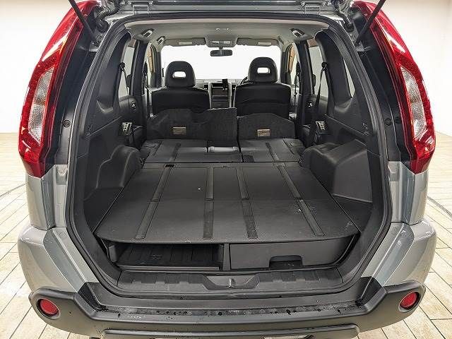 Nissan X-TRAIL 2011-03 182172-17