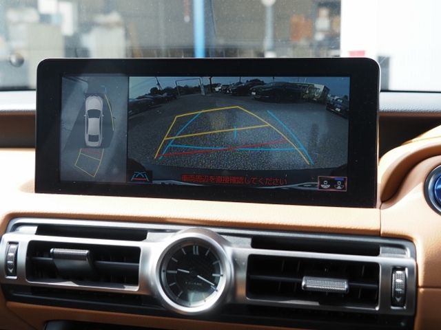 Lexus IS 2021-06 18240-18