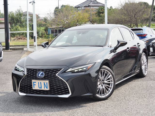 Lexus IS 2021-06 18240-0