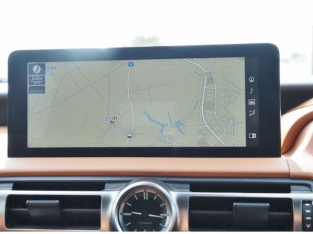 Lexus IS 2021-06 18240-17