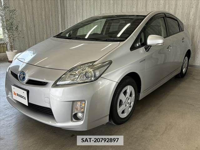 Toyota PRIUS 2011-08 366611-9