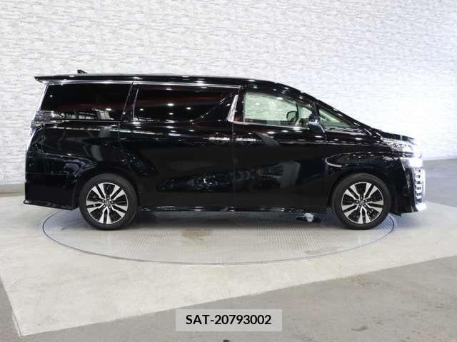 Toyota VELLFIRE 2018-02 369852-12