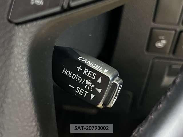 Toyota VELLFIRE 2018-02 369852-19
