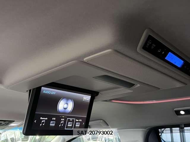 Toyota VELLFIRE 2018-02 369852-7