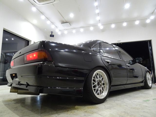 Nissan CEFIRO 1990-03 16502-5