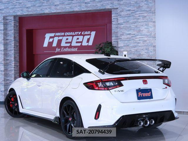 Honda CIVIC 2024-08 357938-3