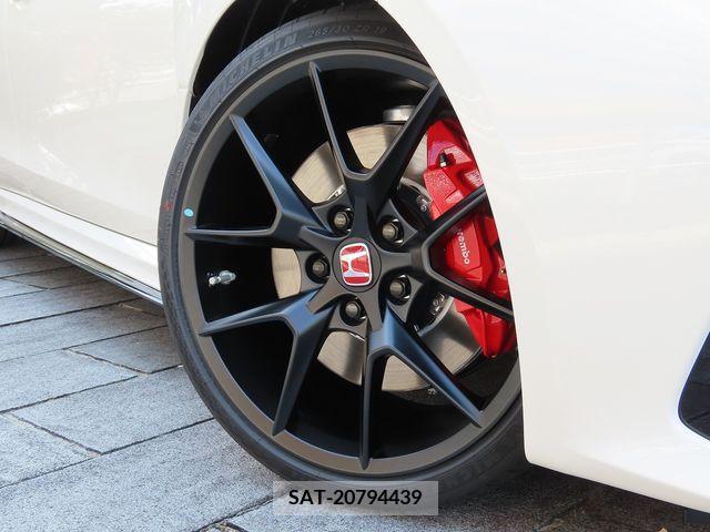 Honda CIVIC 2024-08 357938-10