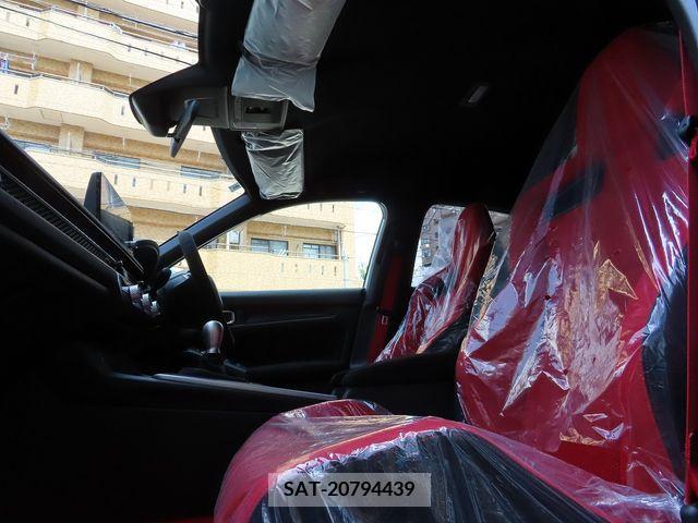 Honda CIVIC 2024-08 357938-17