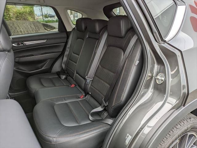 Mazda CX-5 2017-03 21573-22