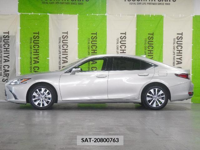 Lexus ES 2021-04 276459-17