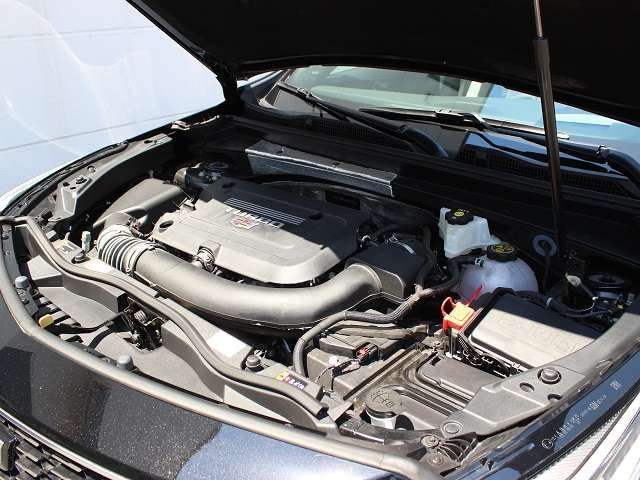Cadillac XT4 2023-02 9834-19