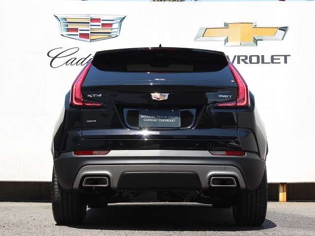 Cadillac XT4 2023-02 9834-8