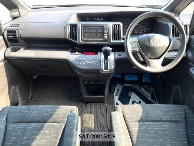 Honda STEP WGN 2011-12 368786-1