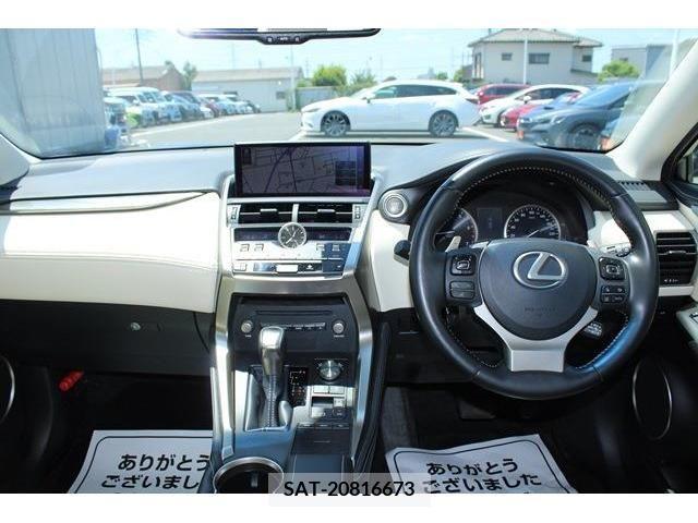 Lexus NX 2018-12 388427-15
