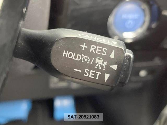 Toyota PRIUS 2021-05 322476-5