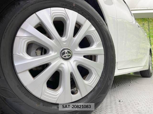 Toyota PRIUS 2021-05 322476-13