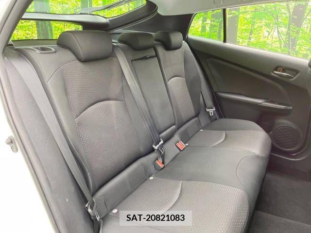 Toyota PRIUS 2021-05 322476-10