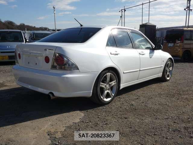 Toyota ALTEZZA 2002-03 252263-4