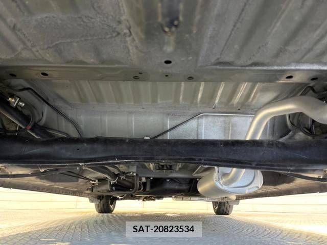 Honda N BOX CUSTOM 2018-04 338117-19