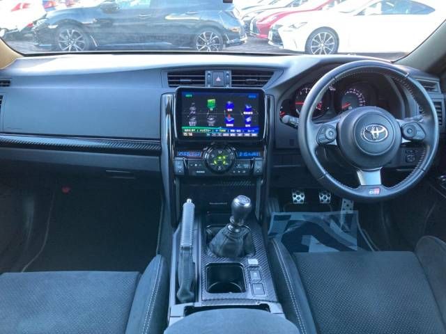 Toyota MARK X 2019-07 192628-1