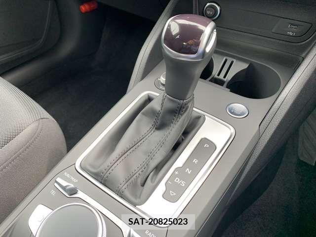 Audi Q2 2024-01 339020-5