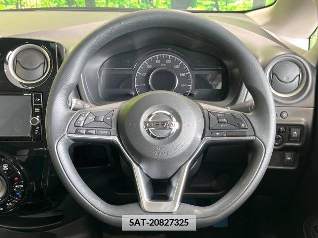 Nissan NOTE 2017-09 379961-11