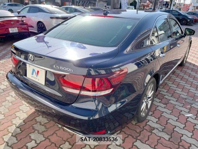 Lexus LS 2016-09 211976-17
