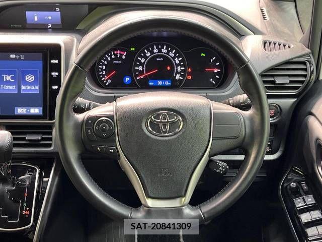 Toyota VOXY 2021-06 321684-12