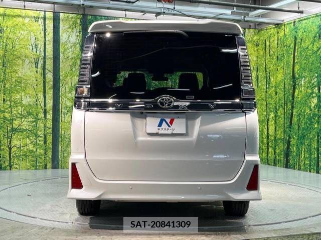 Toyota VOXY 2021-06 321684-16