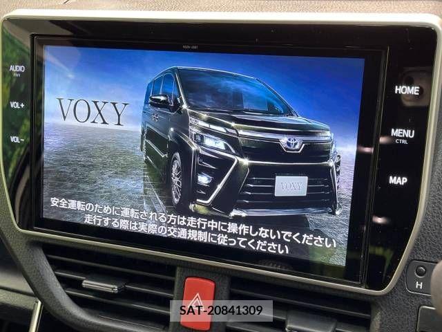 Toyota VOXY 2021-06 321684-2