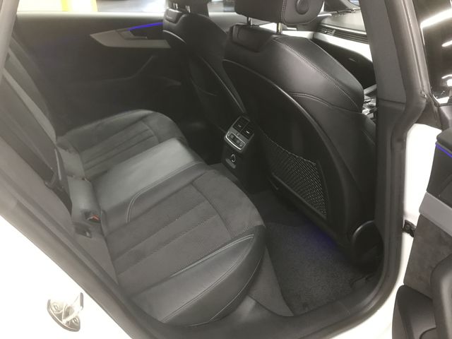 Audi A5 2019-03 29293-5