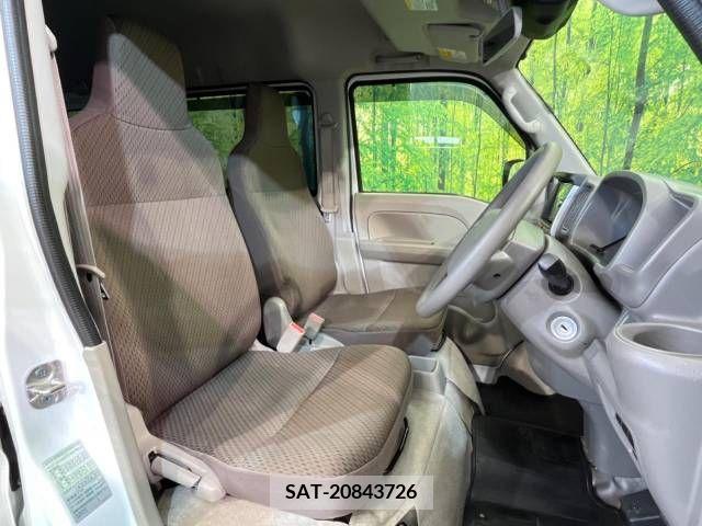 Mazda SCRUM VAN 2019-10 256986-8