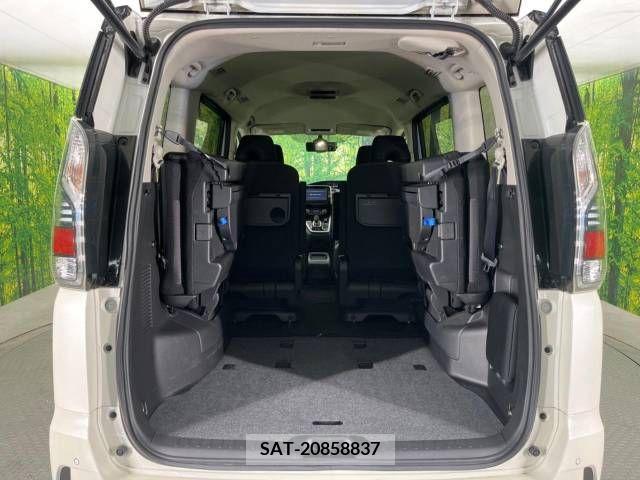 Nissan SERENA 2019-04 284155-11