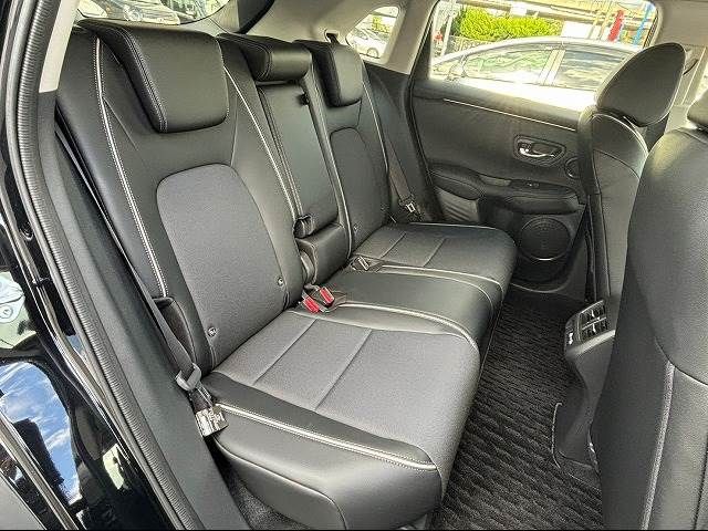 Honda ZR-V 2022-11 27732-5