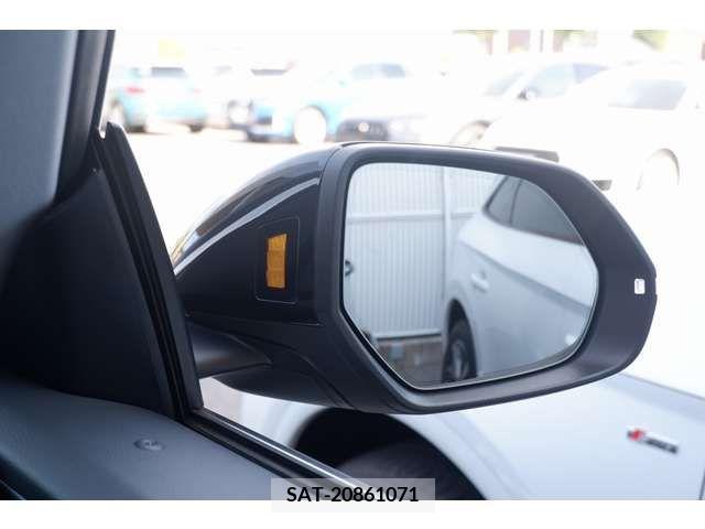 Audi Q8 2021-05 356615-24