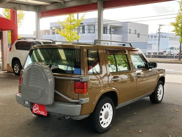 Nissan RASHEEN 1998-12 23513-4