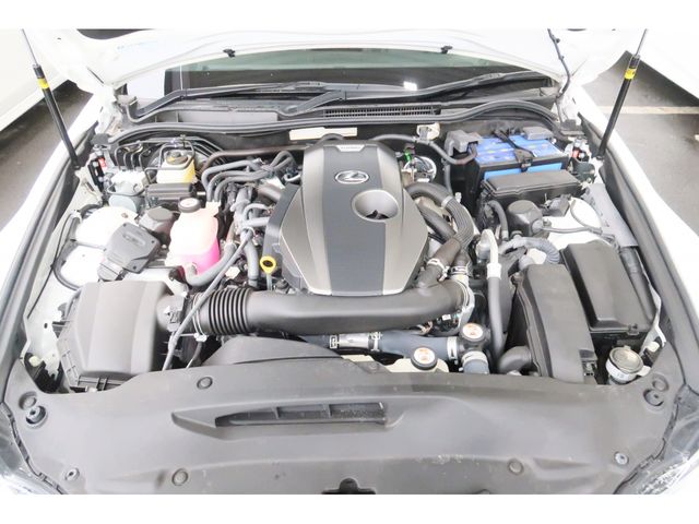 Lexus IS 2018-09 28628-26