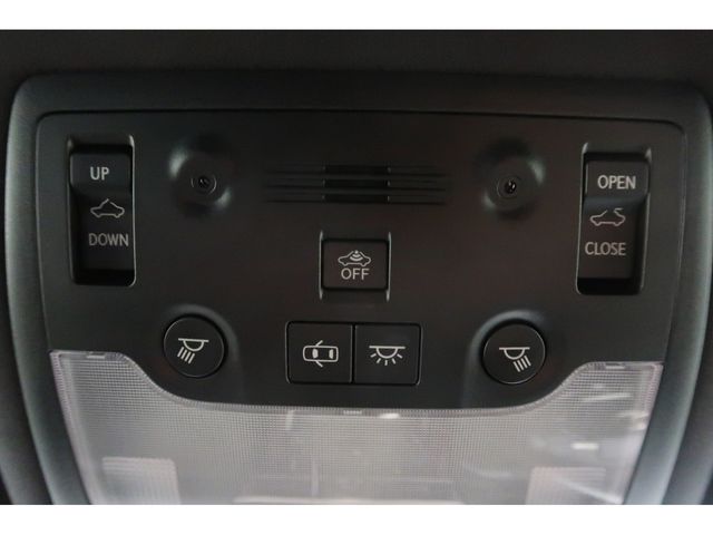 Lexus IS 2018-09 28628-16
