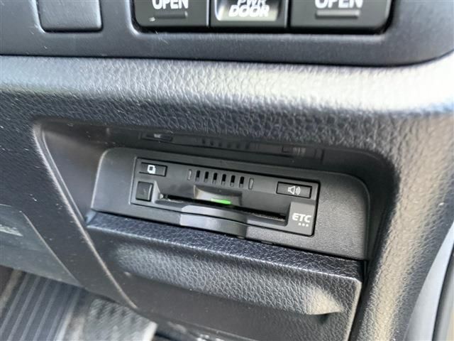 Toyota ESQUIRE 2020-01 183856-21