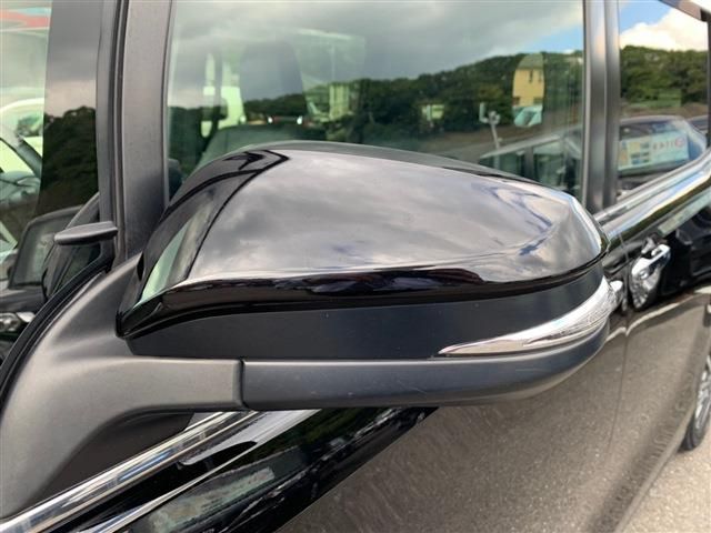 Toyota ESQUIRE 2020-01 183856-12