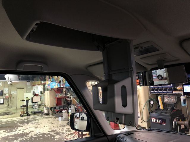 Suzuki SPACIA 2017-10 3704-14