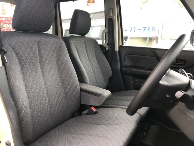 Suzuki SPACIA 2017-10 3704-27