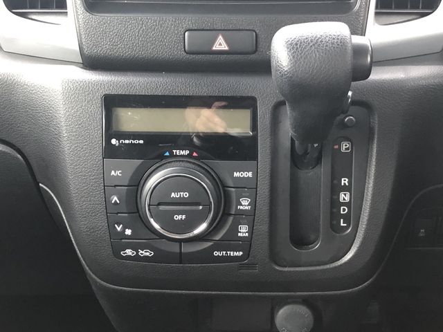 Suzuki SPACIA 2017-10 3704-11