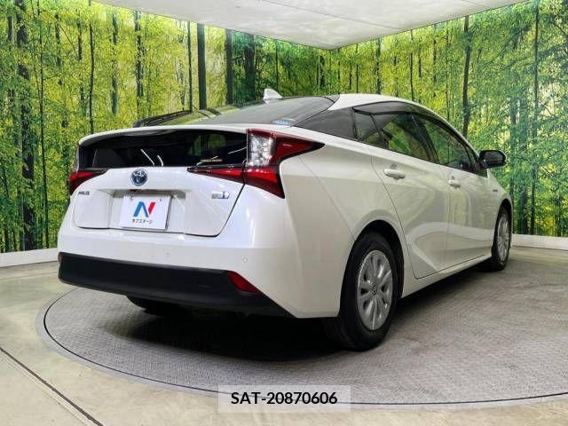 Toyota PRIUS 2019-02 207460-17