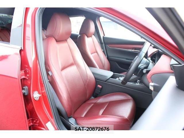 Mazda MAZDA3 2019-06 301051-12