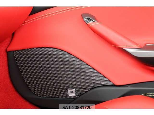 Ferrari 488 Spider 2017-04 337283-19