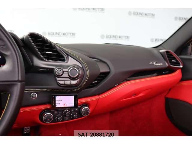 Ferrari 488 Spider 2017-04 337283-17