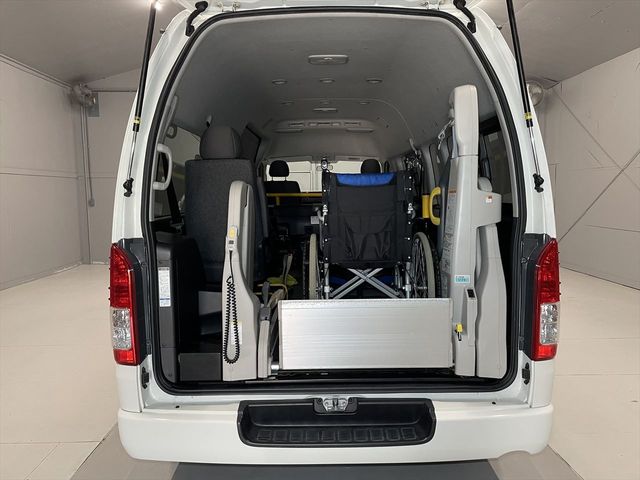 Toyota REGIUSACE VAN 2018-07 17665-5