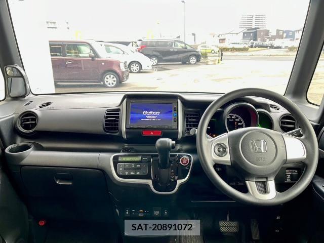 Honda N BOX 2017-07 278742-1