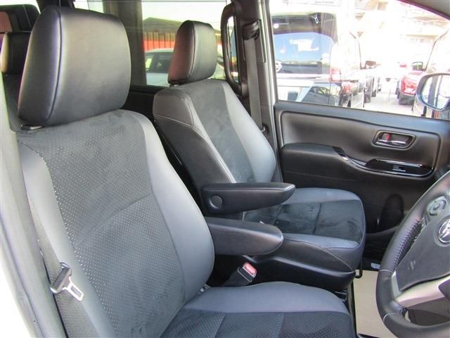 Toyota VOXY 2020-11 2356-6